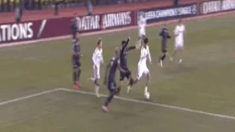 篮球盛宴：火箭对马刺巅峰对决，五连霸之路精彩解析！